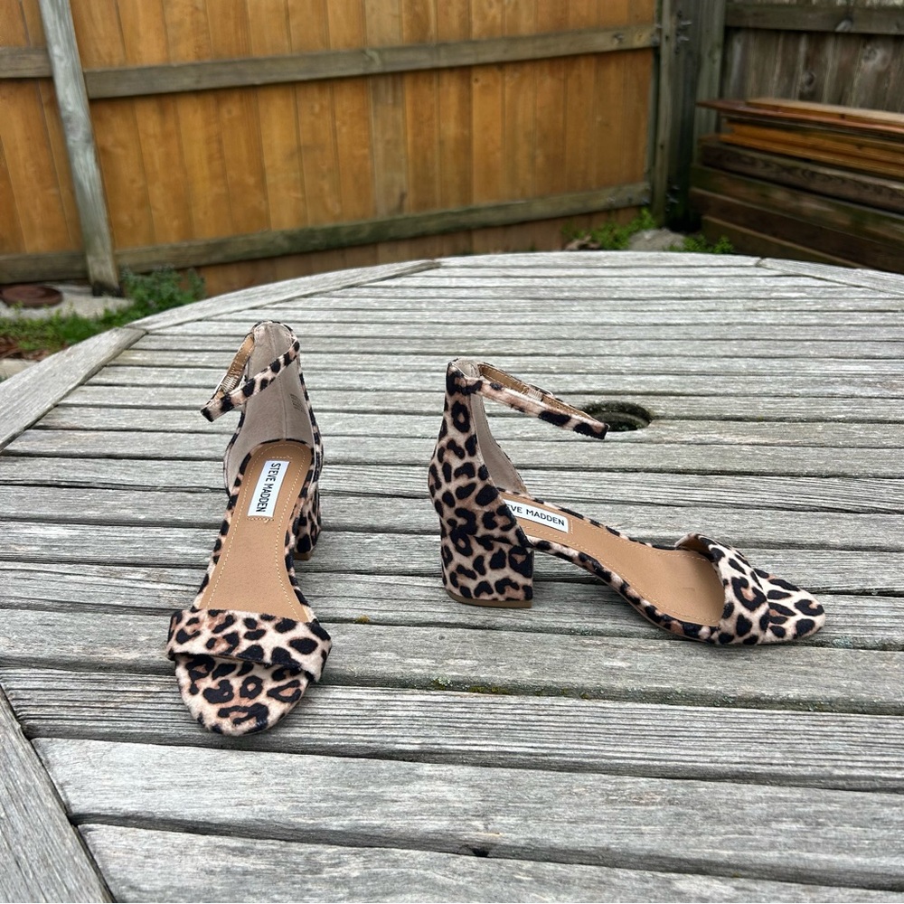 Steve Madden Women's Irenee Block-Heel Sandals size 6 cheetah‎ animal furry